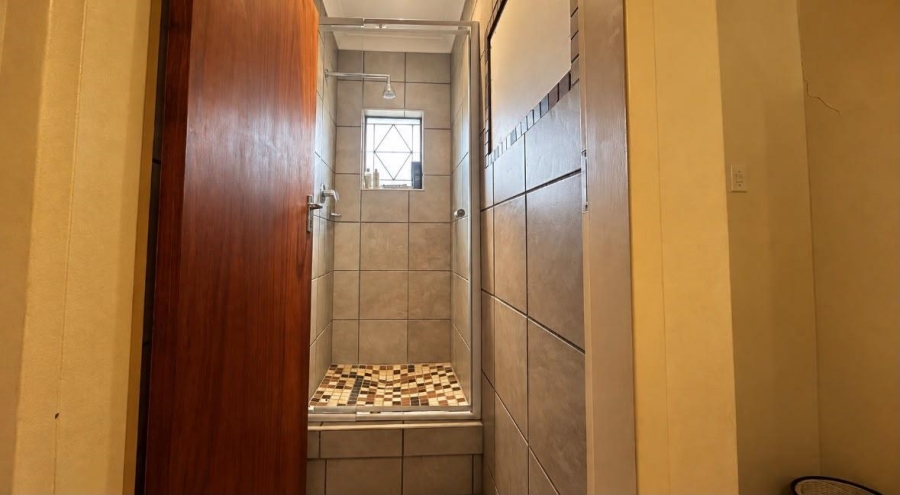 8 Bedroom Property for Sale in Universitas Free State